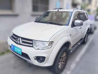 三菱帕杰罗·劲畅2013款 3.0L 自动四驱行政版