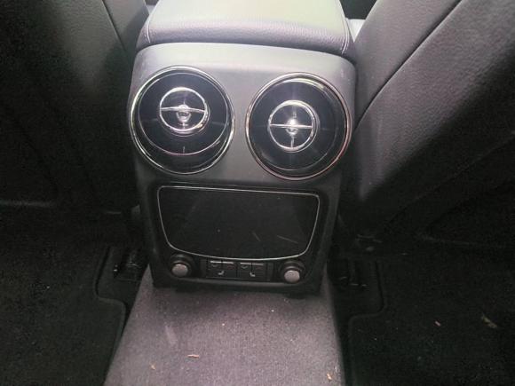 [广州·粤S] 二手捷豹捷豹XJ2015款 XJL 3.0 SC 典雅商务80周年典藏版