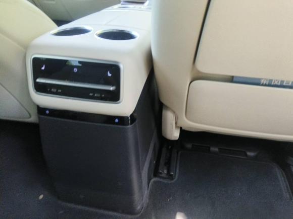 [上海·沪A] 二手理想汽车理想L92022款 Max