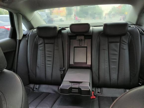 [合肥·皖S] 二手奥迪奥迪A4L2018款 30周年年型 40 TFSI 时尚型