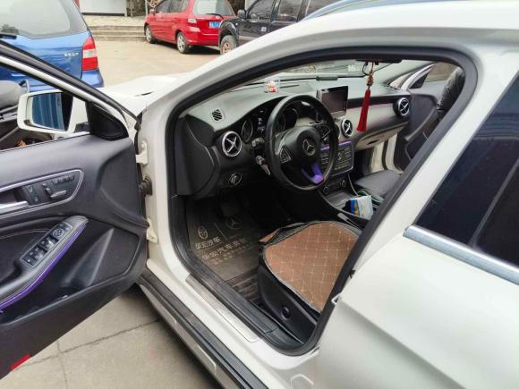 [南昌·赣A] 二手奔驰奔驰GLA2016款 GLA 200 动感型