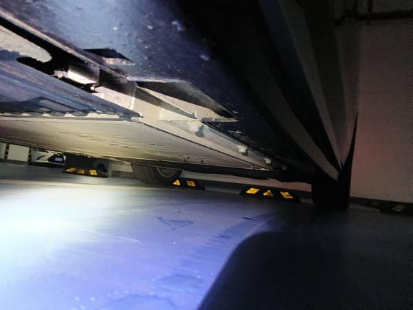 [上海·沪A] 二手岚图汽车岚图梦想家2024款 PHEV 超长续航尊贵版