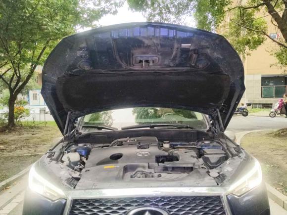 [杭州·沪C] 二手英菲尼迪英菲尼迪QX502018款 2.0T 两驱时尚版