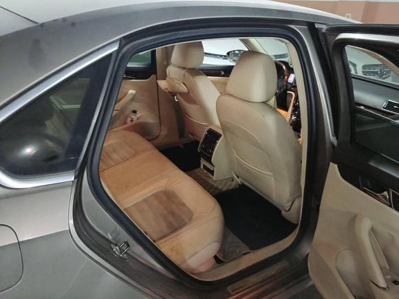 [佛山·粤A] 二手大众帕萨特2011款 2.0TSI DSG至尊版