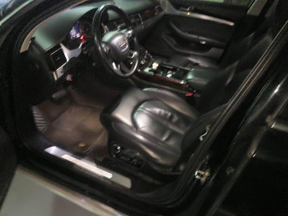 [济南·鲁A] 二手奥迪奥迪A82011款 A8L 3.0 TFSI quattro豪华型(213kW)