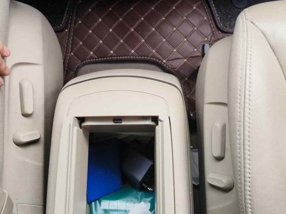 [上海·沪A] 二手别克别克GL82018款 28T 尊贵型 国VI