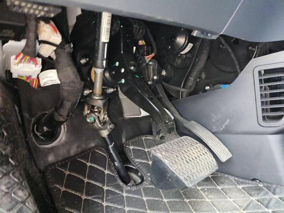 [宁波·浙B] 二手上汽大通MAXUS大通EV302023款 纯电智能物流专家长轴宁德时代