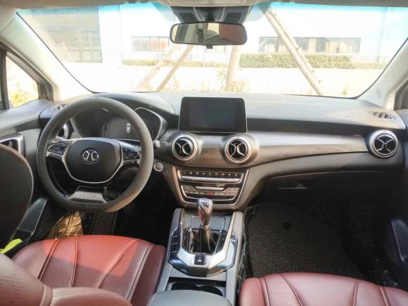 [上海·沪C] 二手北京汽车绅宝D502018款 1.5L 手动尊贵智驾版