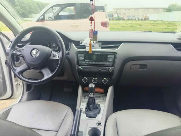 [常州·苏D] 二手斯柯达明锐2015款 1.6L 自动逸俊版