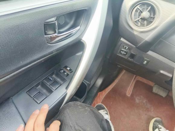 [武汉·鄂A] 二手丰田雷凌2018款 双擎 1.8H GS-V E-CVT尊贵版 国V