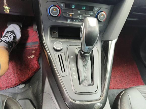 [南通·苏F] 二手福特福克斯2017款 两厢 1.6L 自动风尚型智行版