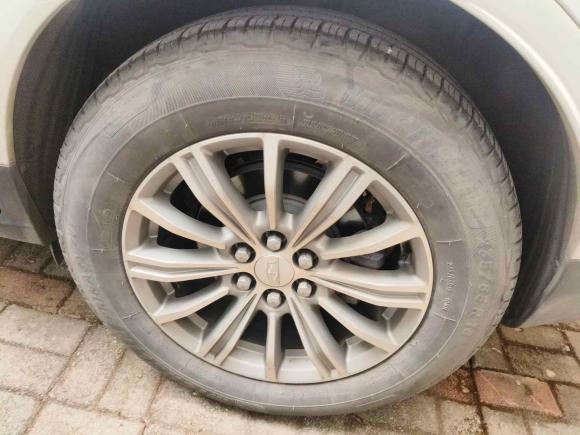 [南昌·赣A] 二手凯迪拉克凯迪拉克XT52018款 28T 四驱豪华型