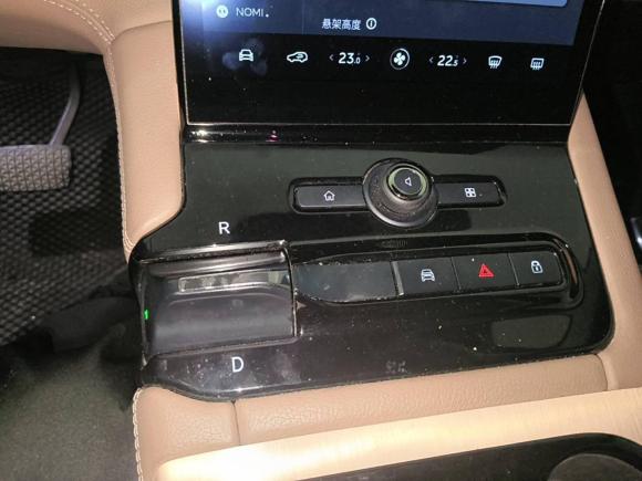 [宁波·浙B] 二手蔚来蔚来ES82018款 355KM 基准版 七座版