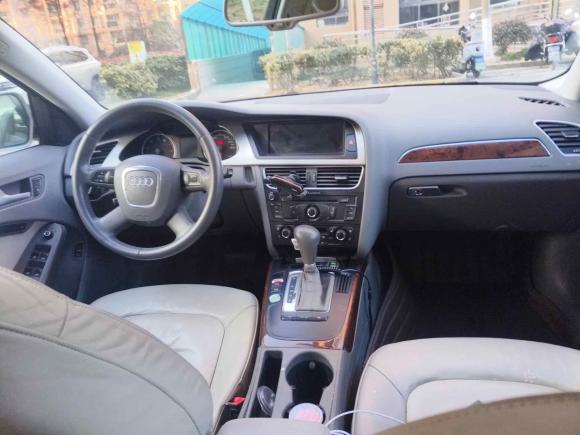 [上海·沪C] 二手奥迪奥迪A4L2009款 2.0 TFSI 技术型