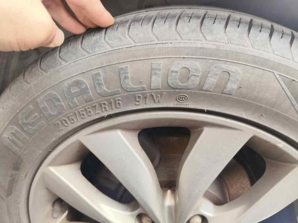 [常州·苏D] 二手现代朗动2015款 1.6L 自动时尚型