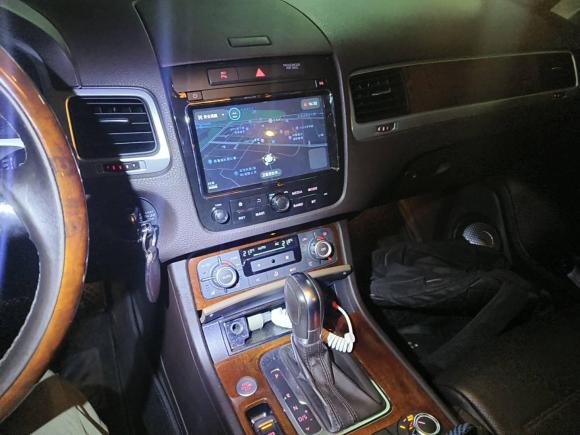 [深圳·粤B] 二手大众途锐2011款 3.0TDI 柴油豪华型