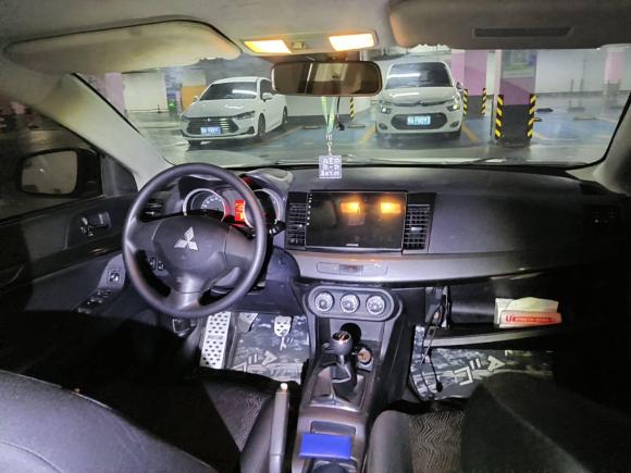 [武汉·鄂W] 二手三菱翼神2011款 致炫版 2.0L 手动舒适型