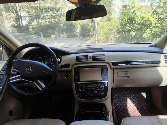 [深圳·粤B] 二手奔驰奔驰R级2017款 R 320 4MATIC 商务型臻藏版