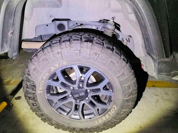 [广州·粤A] 二手北京越野北京越野BJ402020款 2.0T 自动四驱城市猎人版侠客型