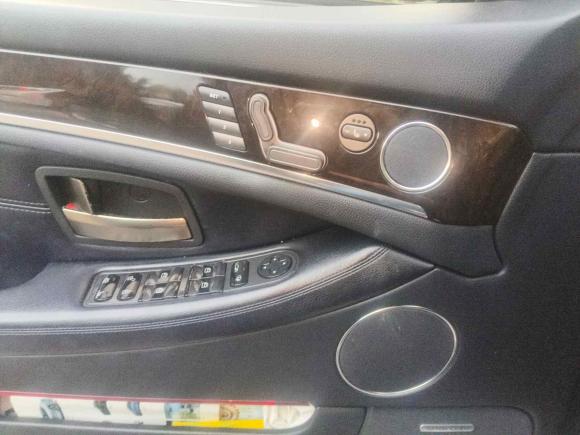 [深圳·粤B] 二手双龙主席2012款 2.8 CW600标准版