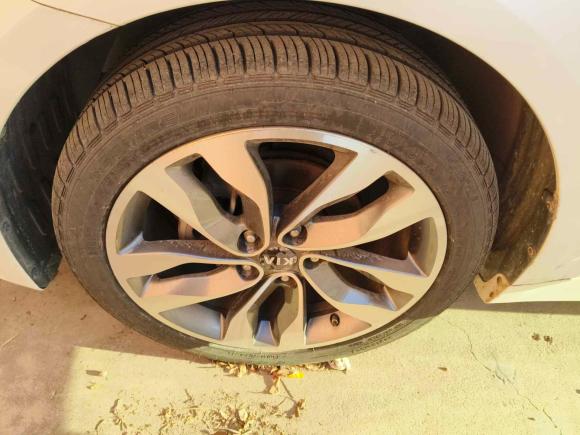 [青岛·鲁B] 二手起亚起亚K52014款 2.0L 自动LUXURY