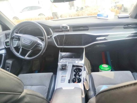 [青岛·鲁F] 二手奥迪奥迪A6L2021款 45 TFSI 臻选动感型