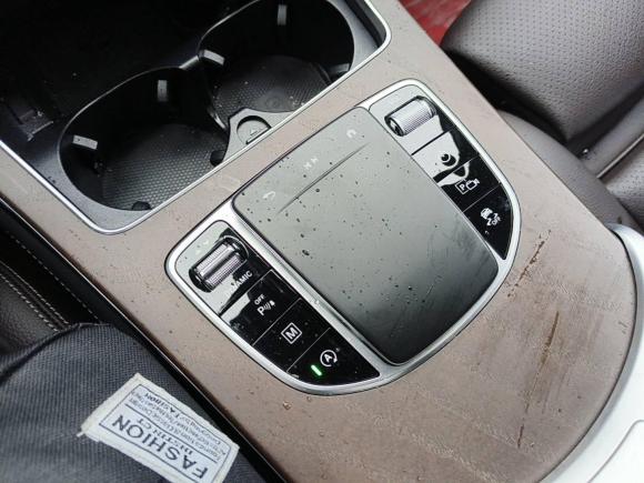 [上海·沪D] 二手奔驰奔驰GLC2022款 改款二 GLC 260 L 4MATIC 豪华型