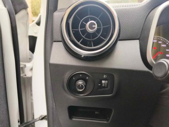 [上海·皖B] 二手名爵名爵ZS2017款 1.5L 自动豪华版