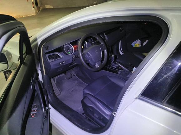 [上海·沪A] 二手标致标致5082012款 2.0L 自动豪华版