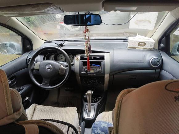 [南昌·赣A] 二手日产骊威2010款 劲锐版 1.6L 自动智能型