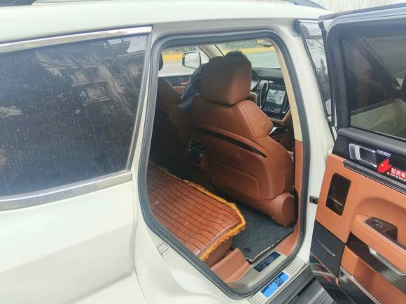 [芜湖·皖B] 二手众泰众泰T7002017款 2.0T 自动旗舰型