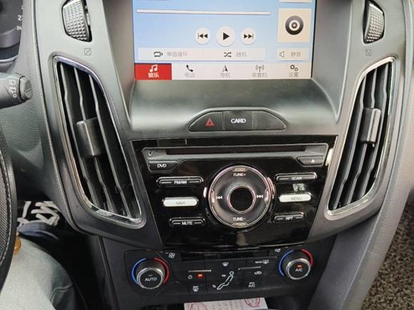 [成都·渝D] 二手福特福克斯2017款 两厢 EcoBoost 125 自动超能风尚型智行版