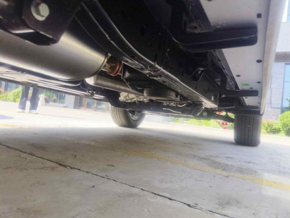 [常州·苏D] 二手中国重汽搏胜2024款 乘用 2.0T自动柴油四驱标轴 尊享版