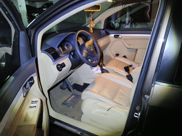 [上海·沪A] 二手大众途安2011款 1.4T DSG智雅版5座