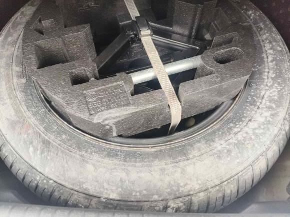 [上海·沪E] 二手大众高尔夫2016款 230TSI 自动豪华型