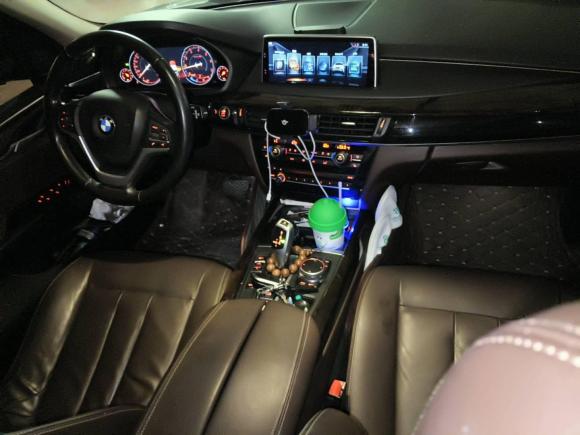 [上海·沪B] 二手宝马宝马X52017款 xDrive28i