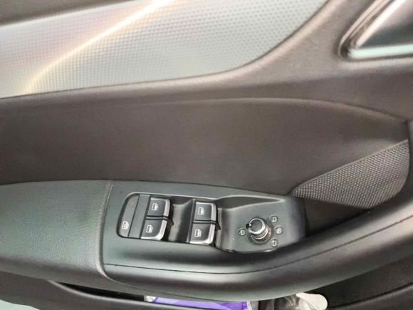 [上海·沪A] 二手奥迪奥迪Q32015款 35 TFSI quattro 技术型