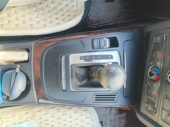 [湖州·浙E] 二手奥迪奥迪A4L2010款 2.0 TFSI 舒适型