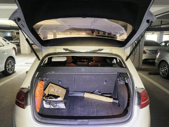 [无锡·苏B] 二手大众高尔夫2015款 1.4TSI 自动豪华型