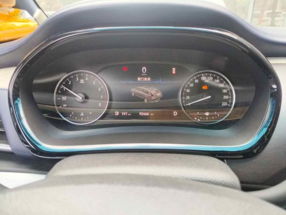 [上海·沪B] 二手别克别克GL82021款 陆上公务舱 652T 舒适型