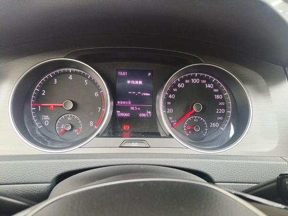 [上海·沪E] 二手大众高尔夫2016款 230TSI 自动豪华型