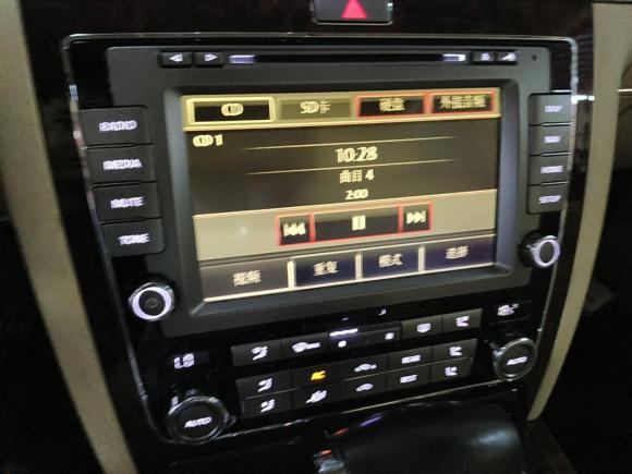 [上海·沪D] 二手大众辉腾2011款 3.6L V6 5座加长舒适版