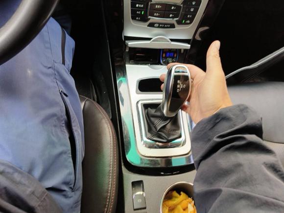 [杭州·浙A] 二手比亚迪比亚迪e52018款 450 智联畅享型