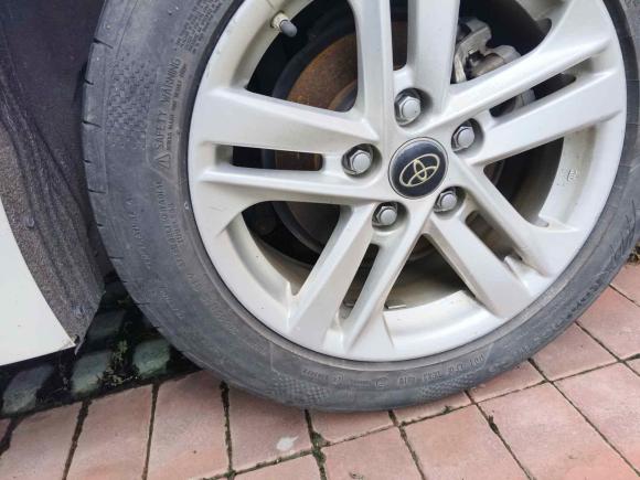 [湖州·苏U] 二手丰田雷凌2022款 双擎 1.8H E-CVT豪华版