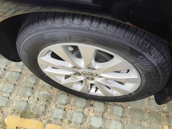 [苏州·苏E] 二手别克君越2013款 2.4L SIDI精英舒适型