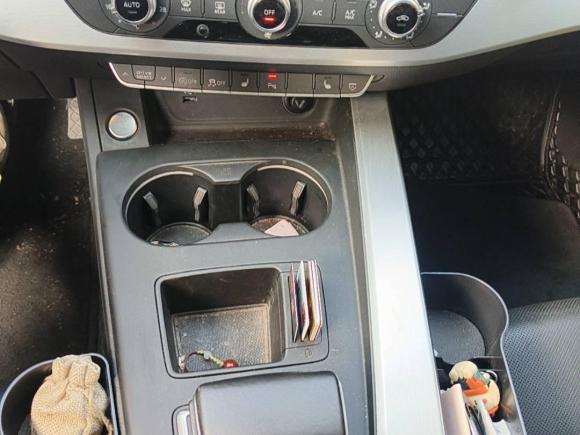 [青岛·鲁U] 二手奥迪奥迪A4L2022款 40 TFSI 时尚动感型