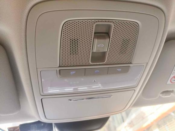 [武汉·鄂A] 二手荣威荣威i52019款 1.5L 自动4G互联朗豪版