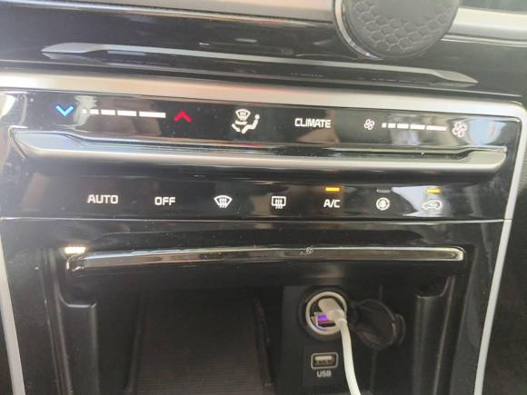 [上海·赣C] 二手起亚KX3傲跑2020款 1.5L CVT潮流版