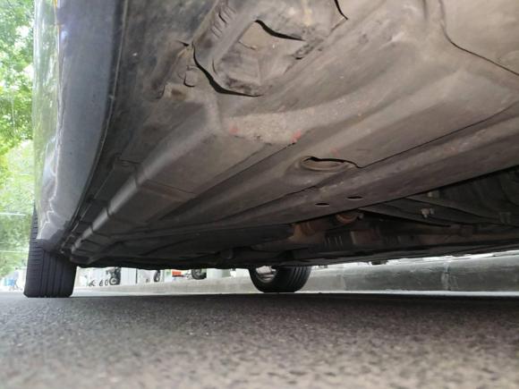 [广州·粤A] 二手奔驰奔驰R级2017款 R 320 4MATIC 豪华型臻藏版