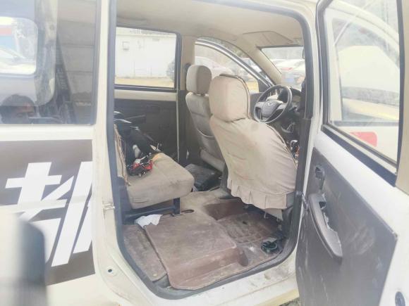 [武汉·鄂C] 二手五菱汽车五菱宏光2015款 1.5L S 基本型国V